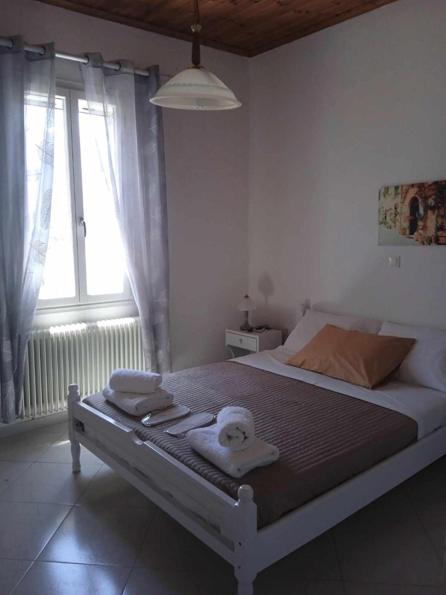 Andros Lighthouse Apartments Mesaria  外观 照片